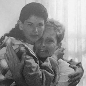 Meet your Posher, Ellen